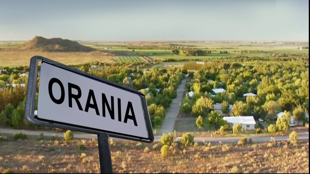 În interiorul înfiorătorului sat Orania, din Africa de Sud, locul cu monedă proprie și reguli bizare, unde sunt acceptați doar albii