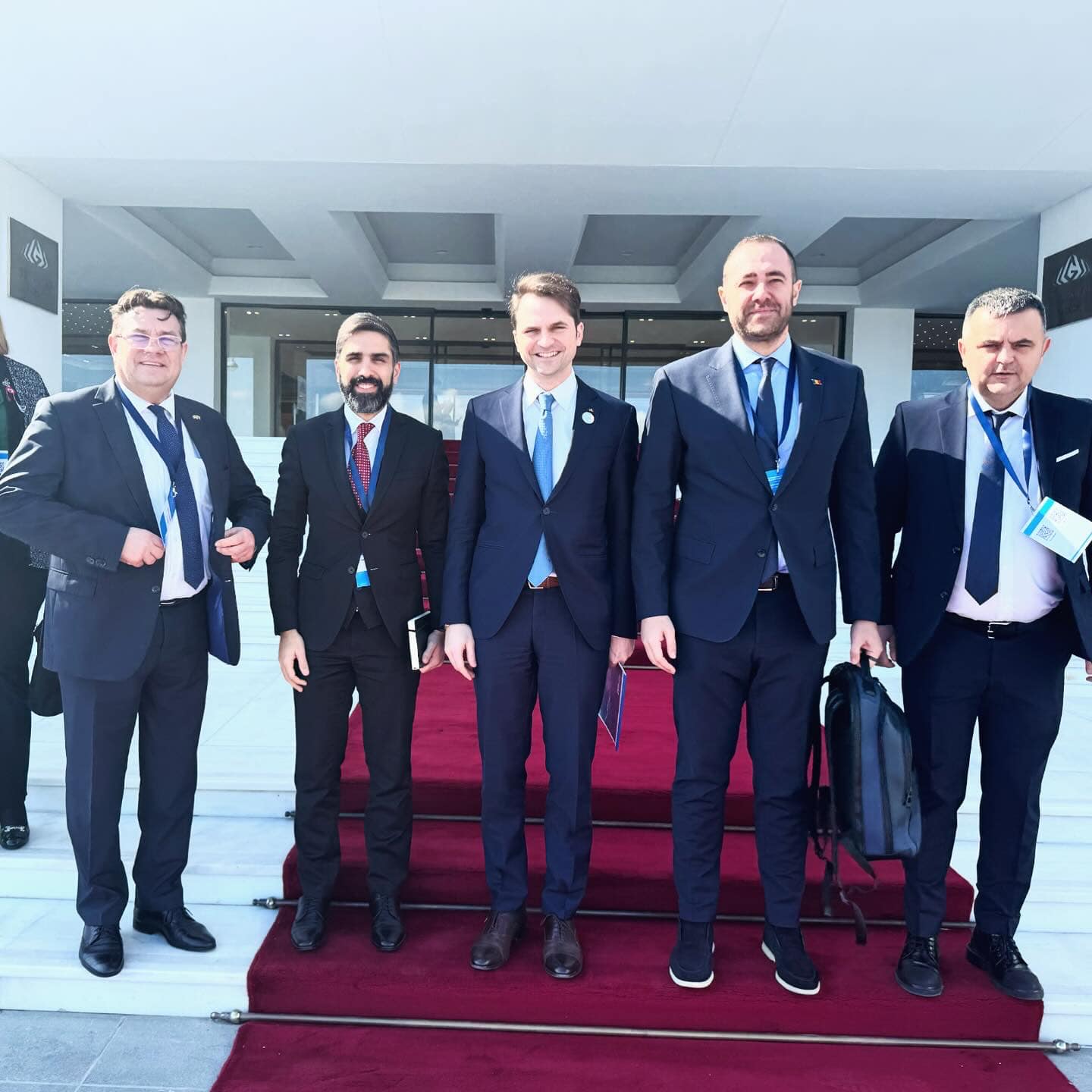 Putem EXPORTA şi mai multă energie, iar asta înseamnă locuri de muncă Putem EXPORTA şi mai multă energie, iar asta înseamnă locuri de muncă