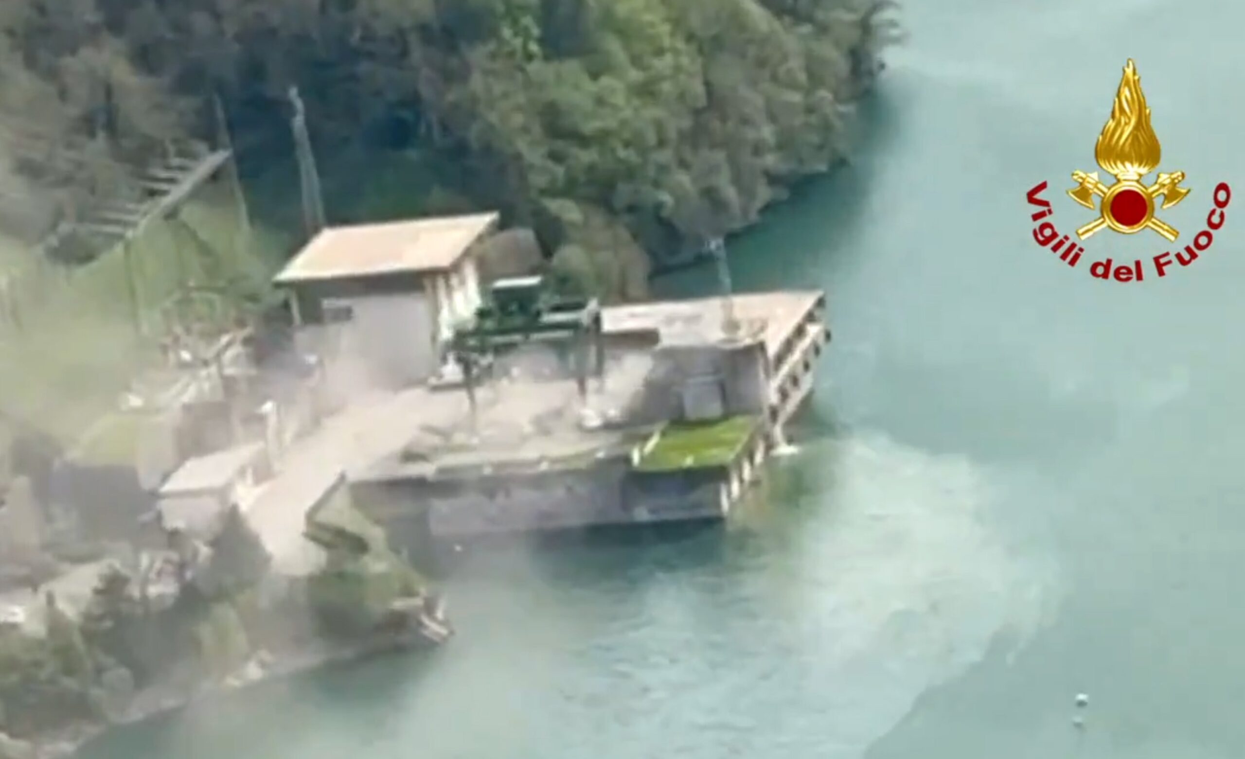 Explozie la o hidrocentrală Enel în nordul Italiei: patru persoane au murit și mai multe sunt date dispărute VIDEO