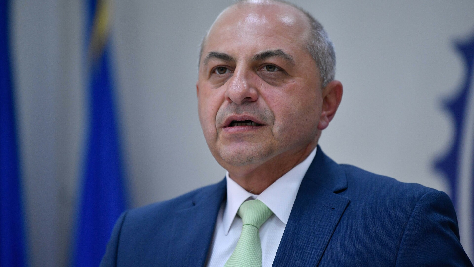 „Am mai mers cu metroul, n-a fost o greșeală acea fotografie. Poza din bucătăria spitalului e de acum un an”