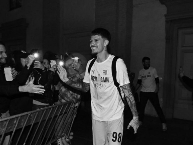 Dennis Man a solicitat 2.000.000€: clubul urgentează negocierile