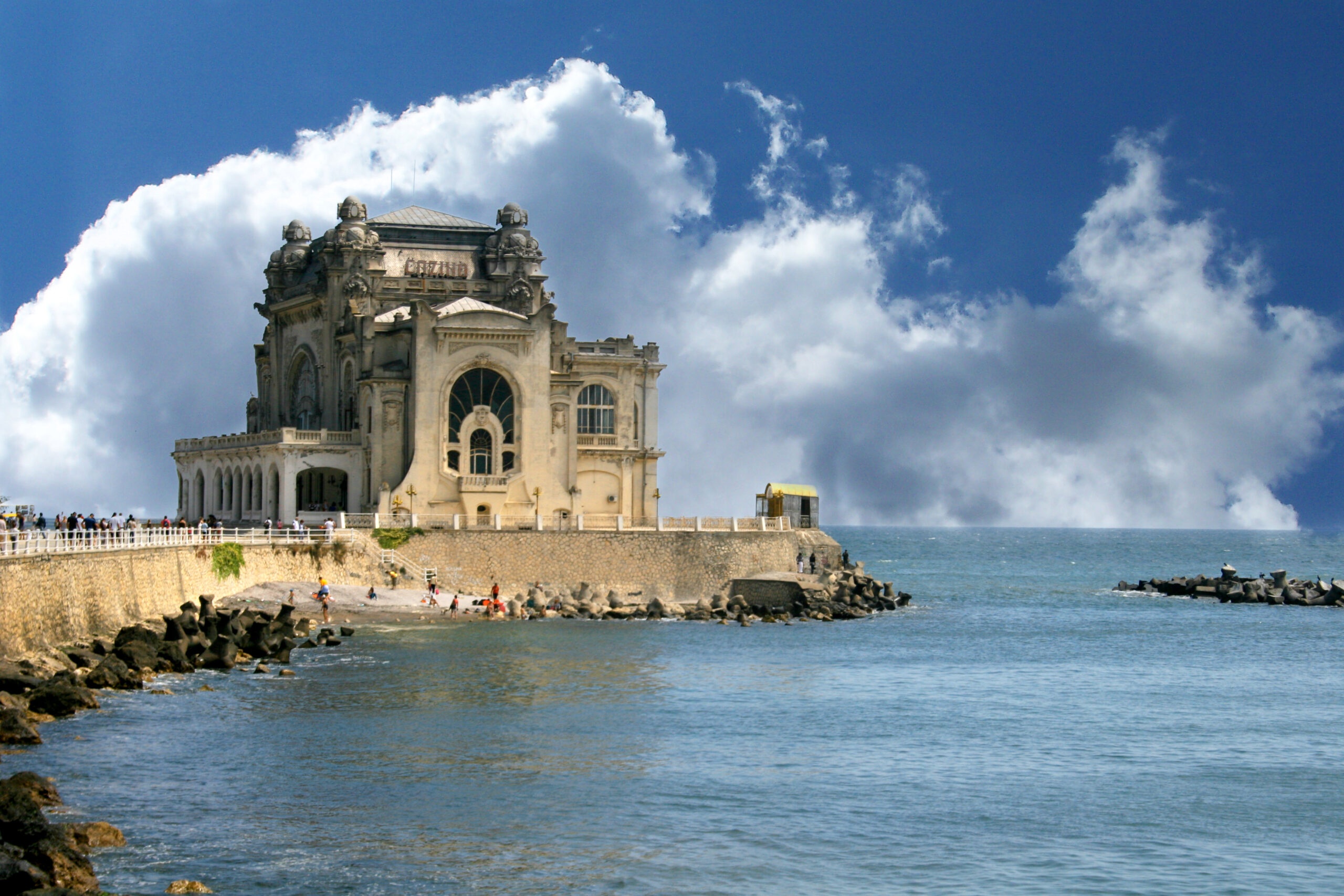 ,,Românii au ales să cheltuiască MILIARDE de euro în alte destinații turistice decât să vină în Constanța”