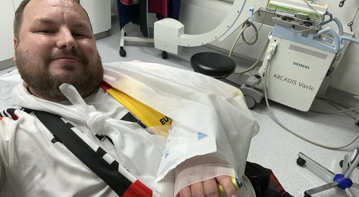 „M-am trezit cântând imnul pe o targă”, spune un fan german care a fost spitalizat, după un șut al lui Füllkrug înaintea partidei cu Scoția „M-am trezit cântând imnul pe o targă”, spune un fan german care a fost spitalizat, după un șut al lui Füllkrug înaintea partidei cu Scoția