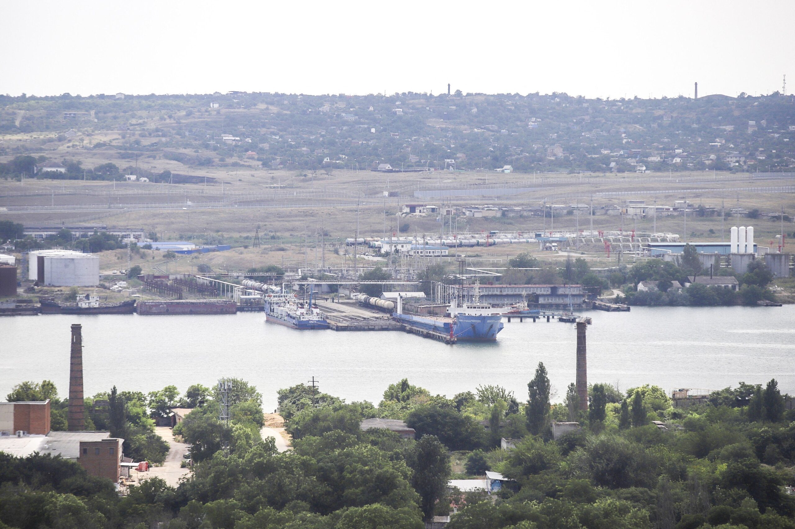 Rușii aproape au terminat noua rută feroviară prin teritoriile ocupate de la Marea Azov Rușii aproape au terminat noua rută feroviară prin teritoriile ocupate de la Marea Azov