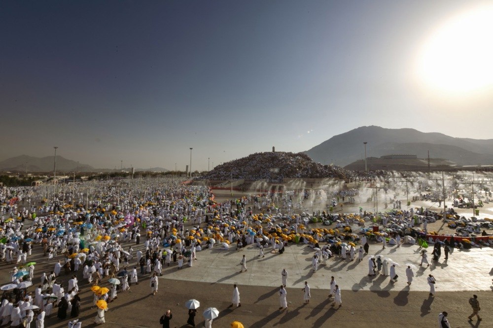 „Suntem fericiți că este înmormântat în Mecca”, mărturisește fiica unui bărbat care a murit din cauza valului de caniculă de la marele pelerinaj musulman