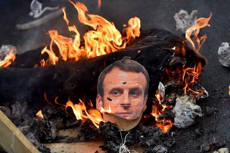 Emmanuel Macron vorbește despre „război civil” în Franța dacă partidele extremiste ar câștiga alegerile