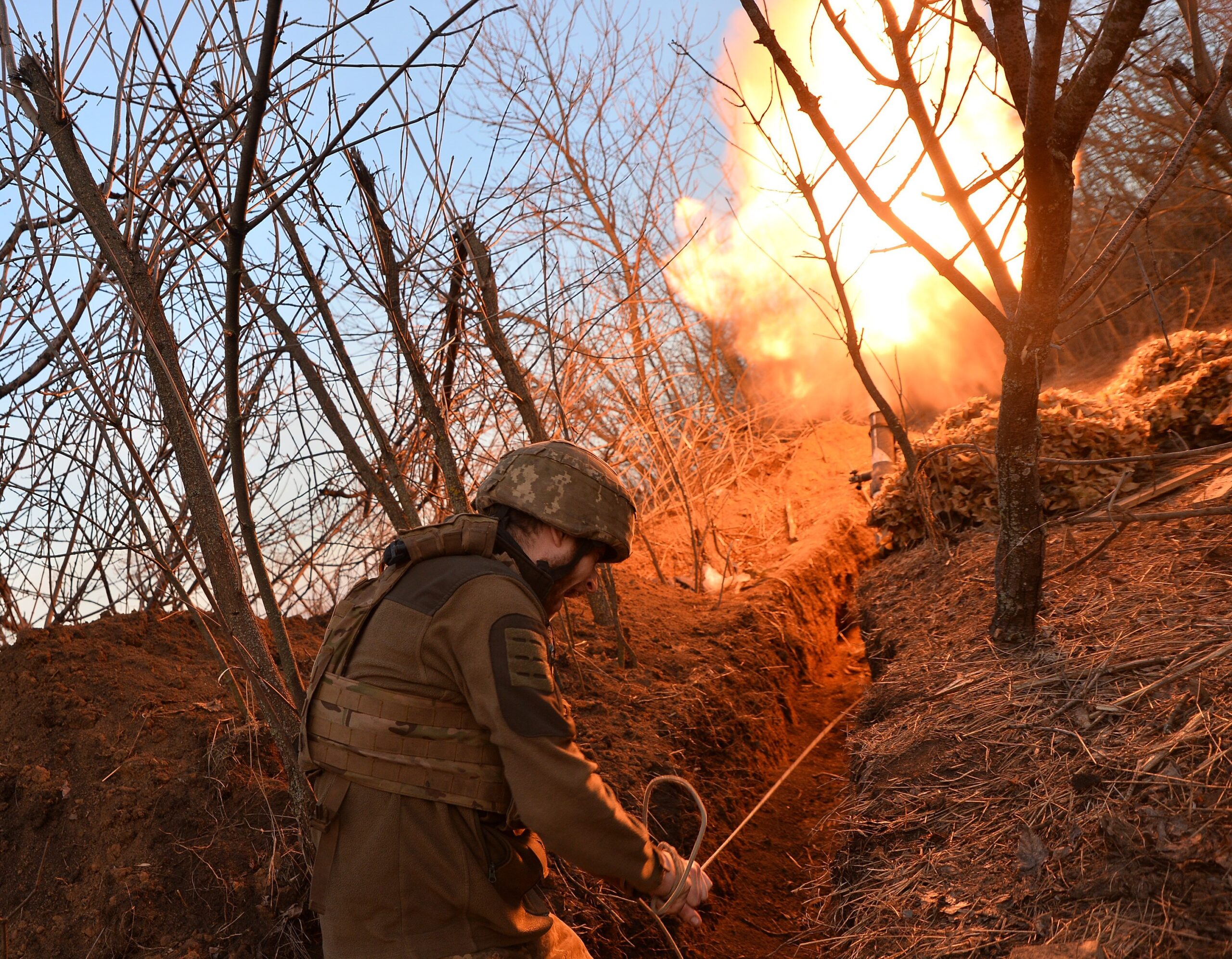 Va duce războiul electronic al Rusiei la întoarcerea la artileria de modă veche pe câmpul de luptă din Ucraina?