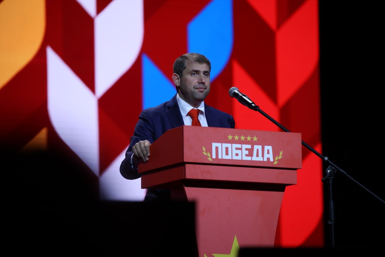 Activitatea partidului Șansă, controlat de oligarhul fugar Ilan Șor, suspendată de magistrați. Motivele hotărârii