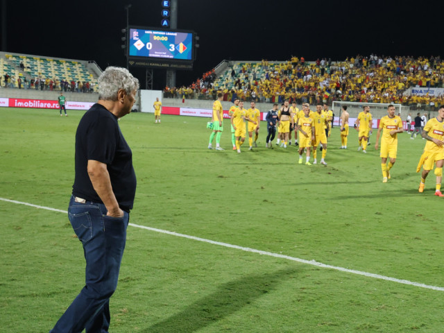 Ilie Dumitrescu e convins: TREI jucători vor fi OUT din primul 11 al României pentru meciul cu Lituania! ”El va lipsi 100%”