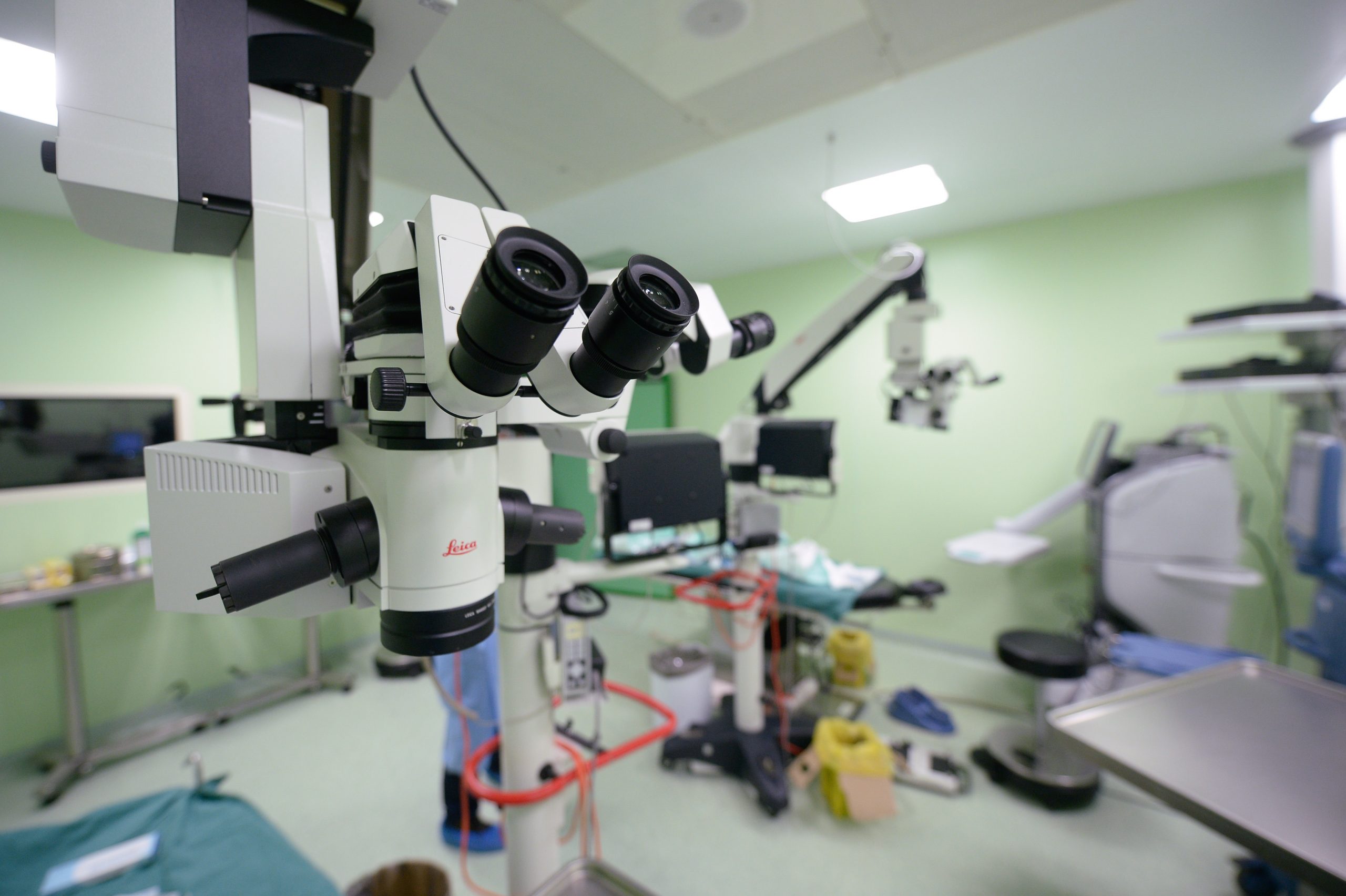 Țară, țară vrem medici oftalmologi! APELUL Spitalului Județean Slatina în România lui 2024 / Pacienții, lăsați la propriu, cu ochii-n soare
