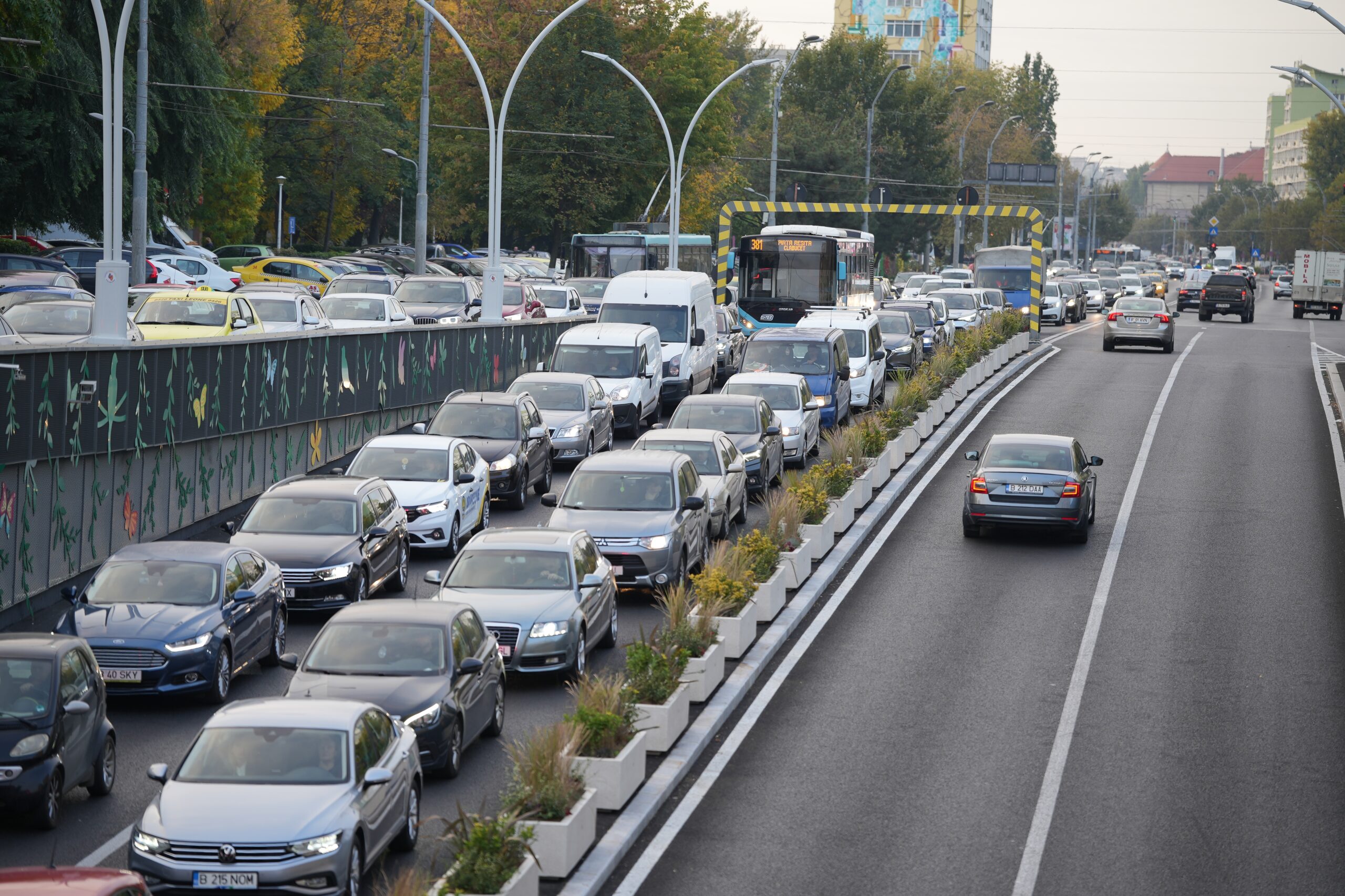 Poluarea din Capitală a atins valori de două ori mai mari decât cele normale. Bucureștenii au început să depună RECLAMAȚII