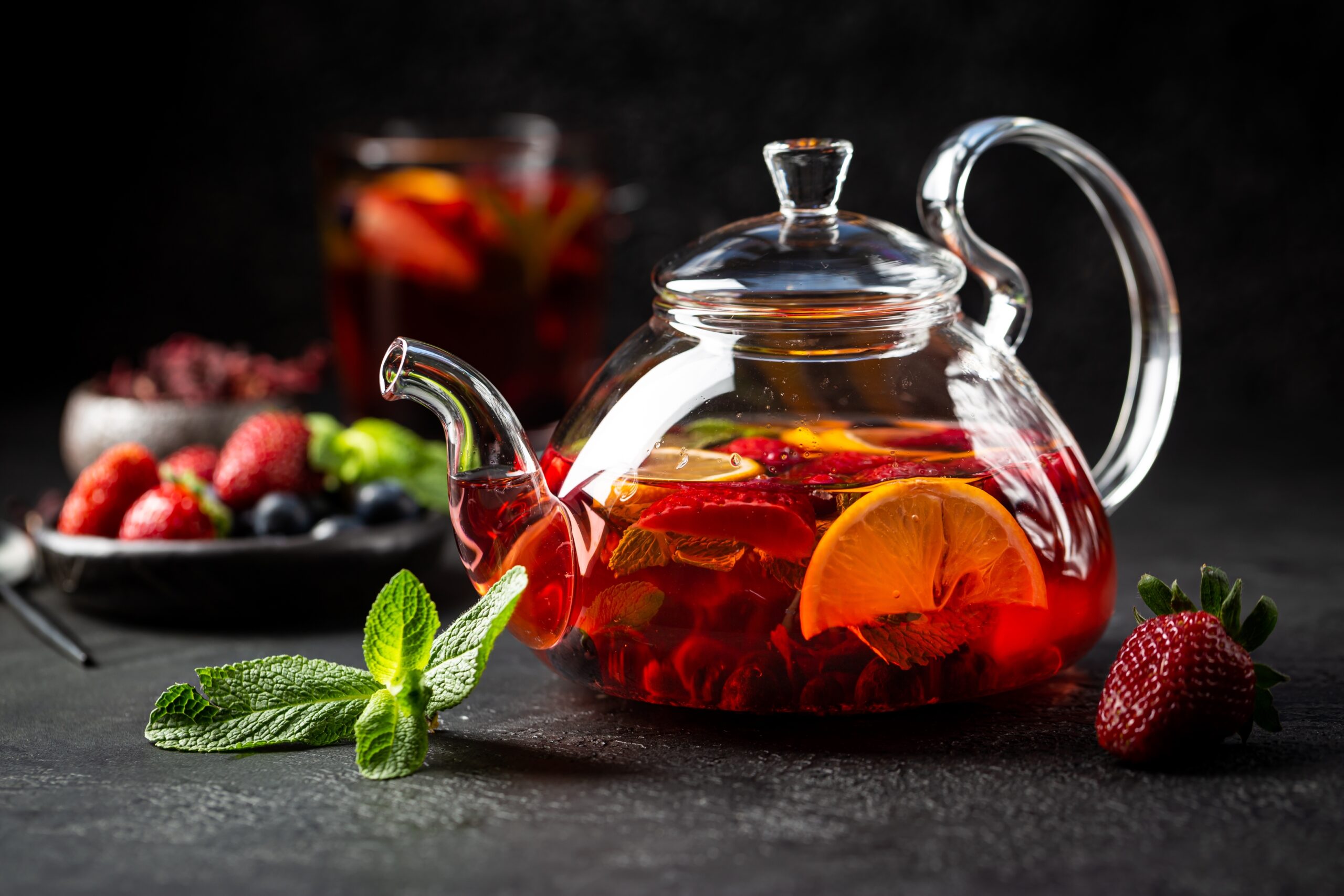 Ceaiul, o băutură aromată și apreciată pentru efecte terapeutice. Tinerii din generația Z o consumă tot mai des