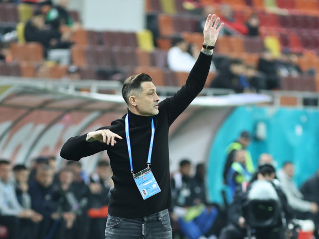 Întrebat despre arbitrajul meciului cu FCSB, Rădoi l-a copiat pe Mourinho și a dat o replică în engleză