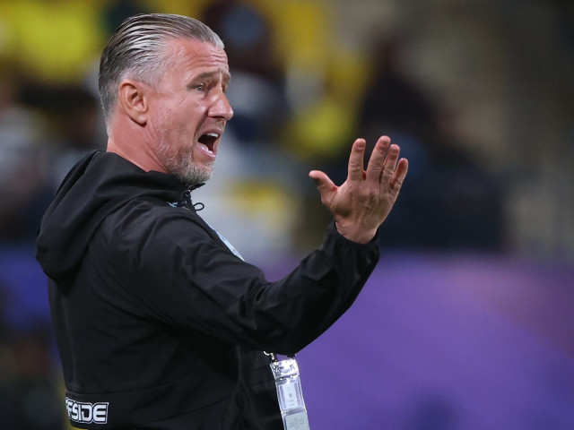 “Eșec total, unul dintre cei mai urâți antrenori”. Culisele demiterii lui Reghe. E desființat de una dintre cele mai importante voci din Tunisia