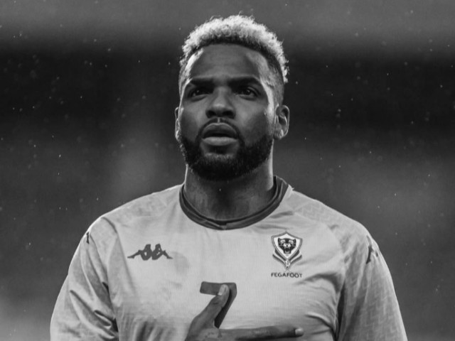 Aaron Boupendza a murit, după ce a căzut de la etajul 11 al unui bloc din China