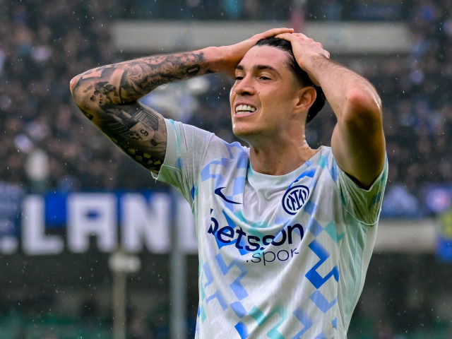 Panică pentru vedeta lui Cristi Chivu! Hoții i-au spart casa chiar în timpul meciului din Liga Campionilor