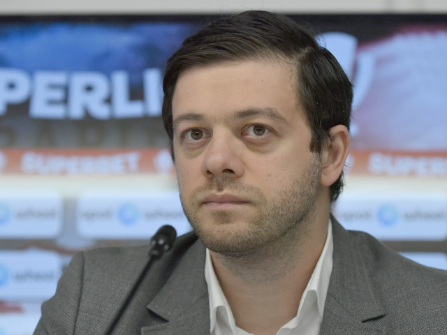 ”Nu trebuie să închidem ochii”. Victor Angelescu nu poate trece peste arbitrajul din meciul Rapid – Oțelul