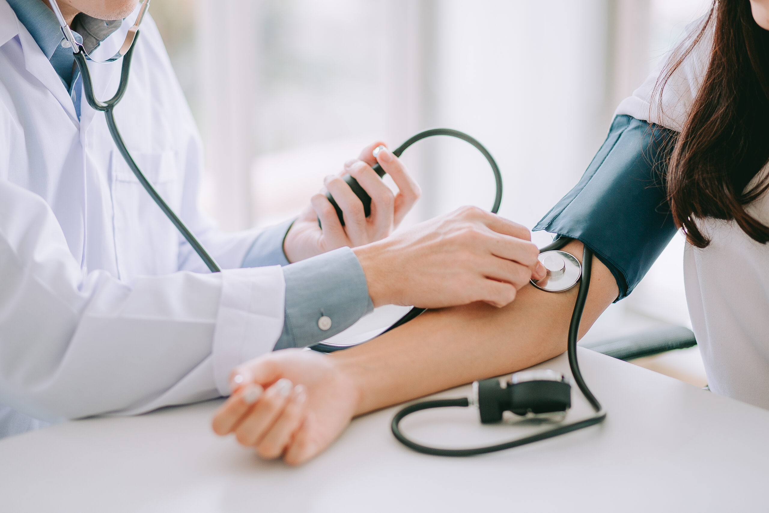Persoanele care au mai multă „grăsime brună” au sisteme cardiovasculare mai sănătoase. Care este explicația științifică