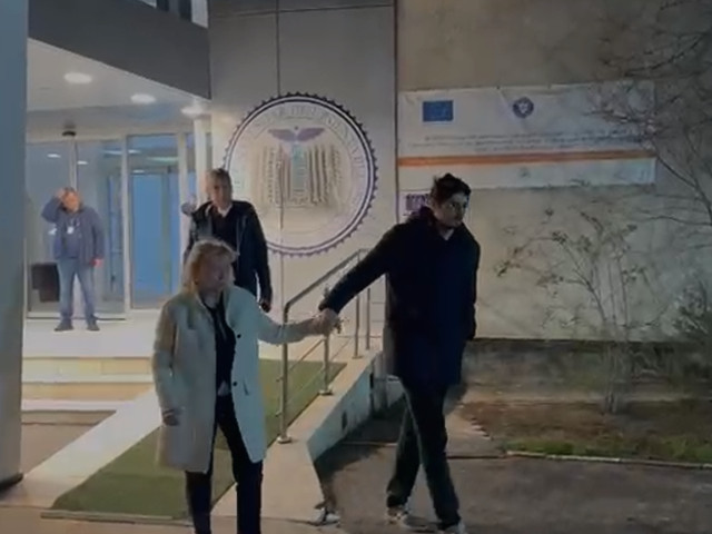 La miezul nopții, Răzvan Lucescu a ajuns la spitalul în care este internat Mircea Lucescu! Ce a spus după ce și-a văzut tatăl