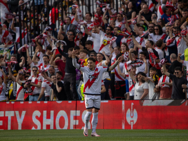 Video | Andrei Rațiu, one-man show în Rayo