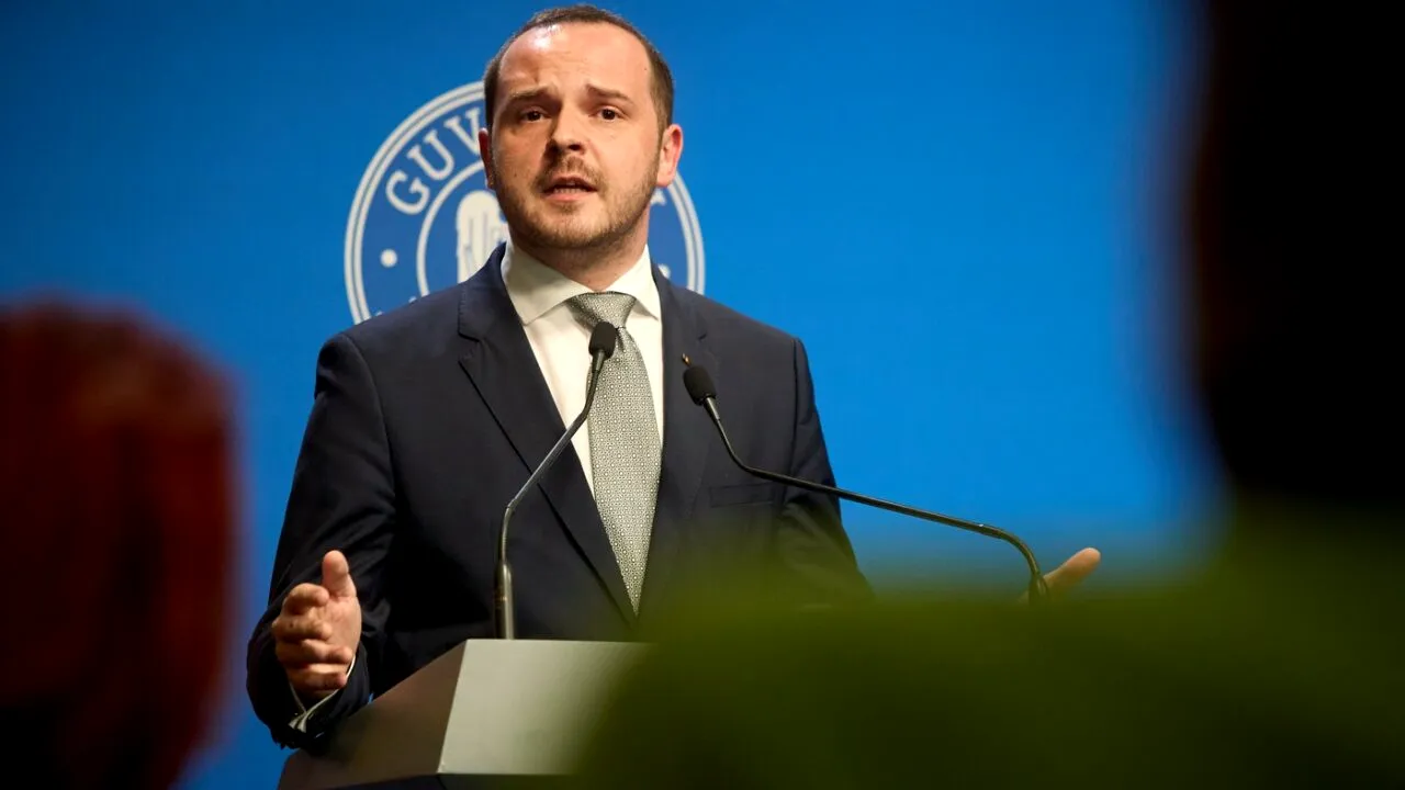 ”Nu putem interzice şi atât, pentru că nu vom rezolva problema” ”Nu putem interzice şi atât, pentru că nu vom rezolva problema”
