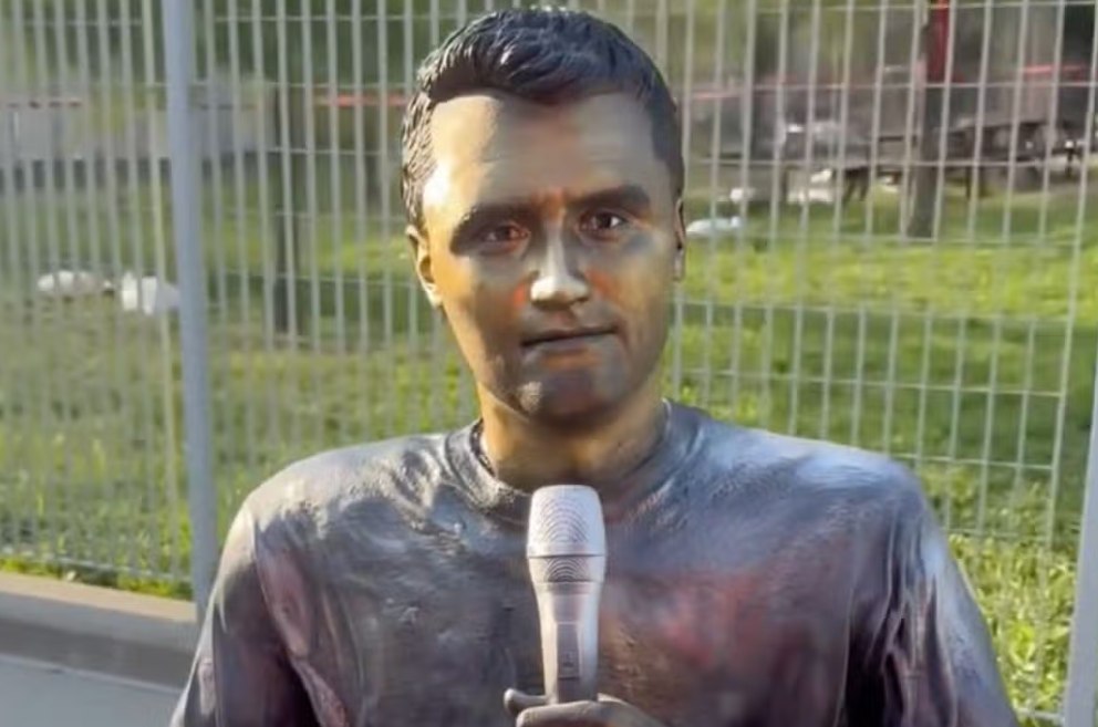 Statuia lui Charlie Kirk care a costat 100.000 de dolari. De ce nu vrea nimeni să o cumpere Statuia lui Charlie Kirk care a costat 100.000 de dolari. De ce nu vrea nimeni să o cumpere