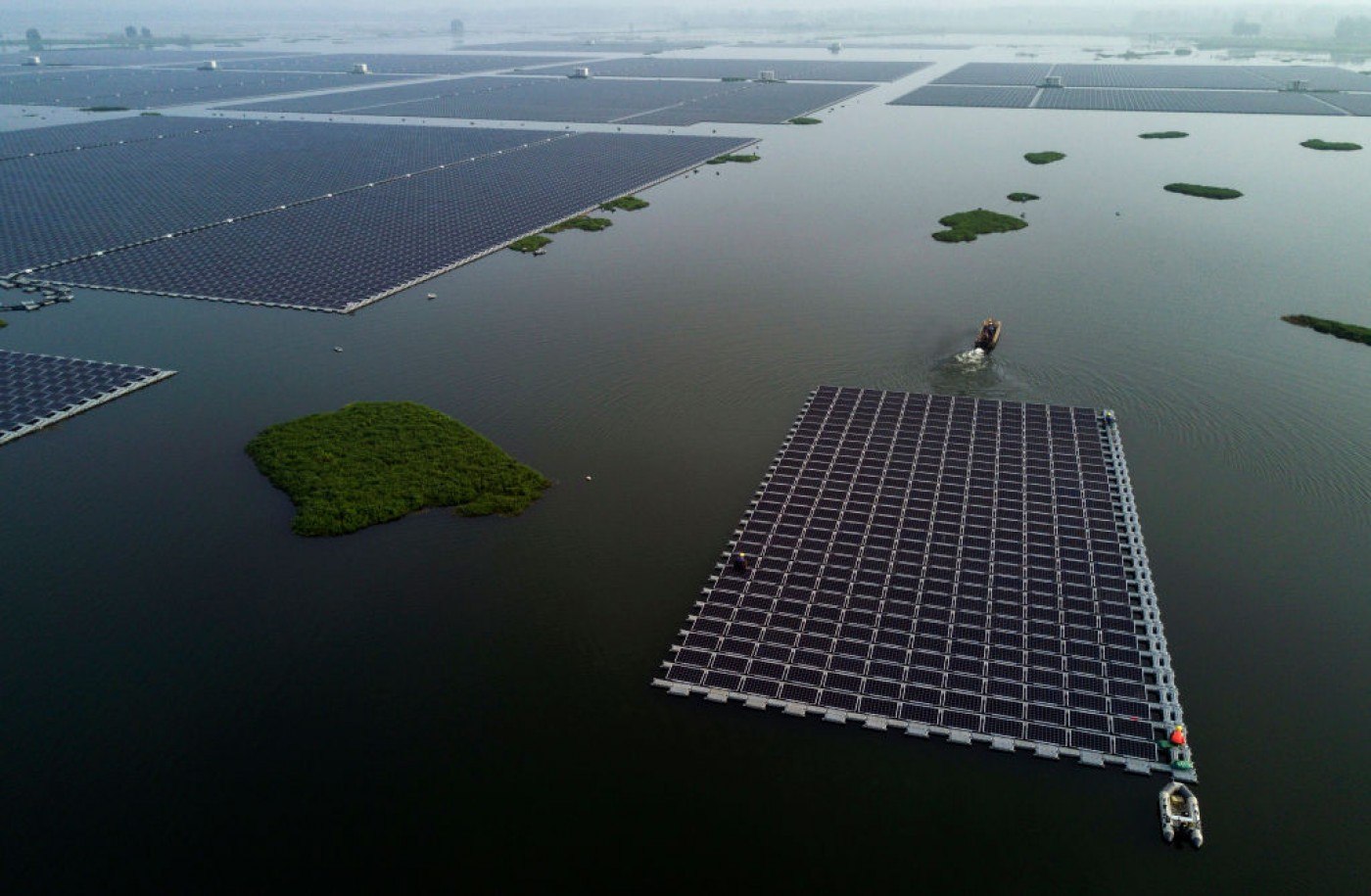 China nu a putut folosi o cantitate de energie solară care ar fi putut alimenta Mexicul timp de un an. Rețelele au ajuns la limită China nu a putut folosi o cantitate de energie solară care ar fi putut alimenta Mexicul timp de un an. Rețelele au ajuns la limită
