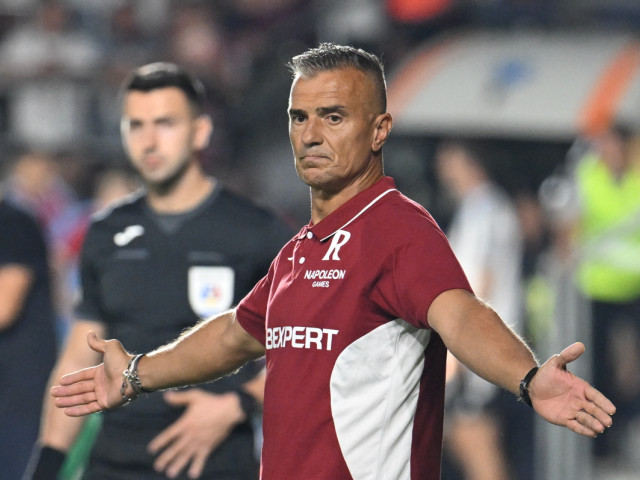 Pancu a spus de ce l-a schimbat pe Moruțan în meciul cu CFR Cluj. ”Stop!”