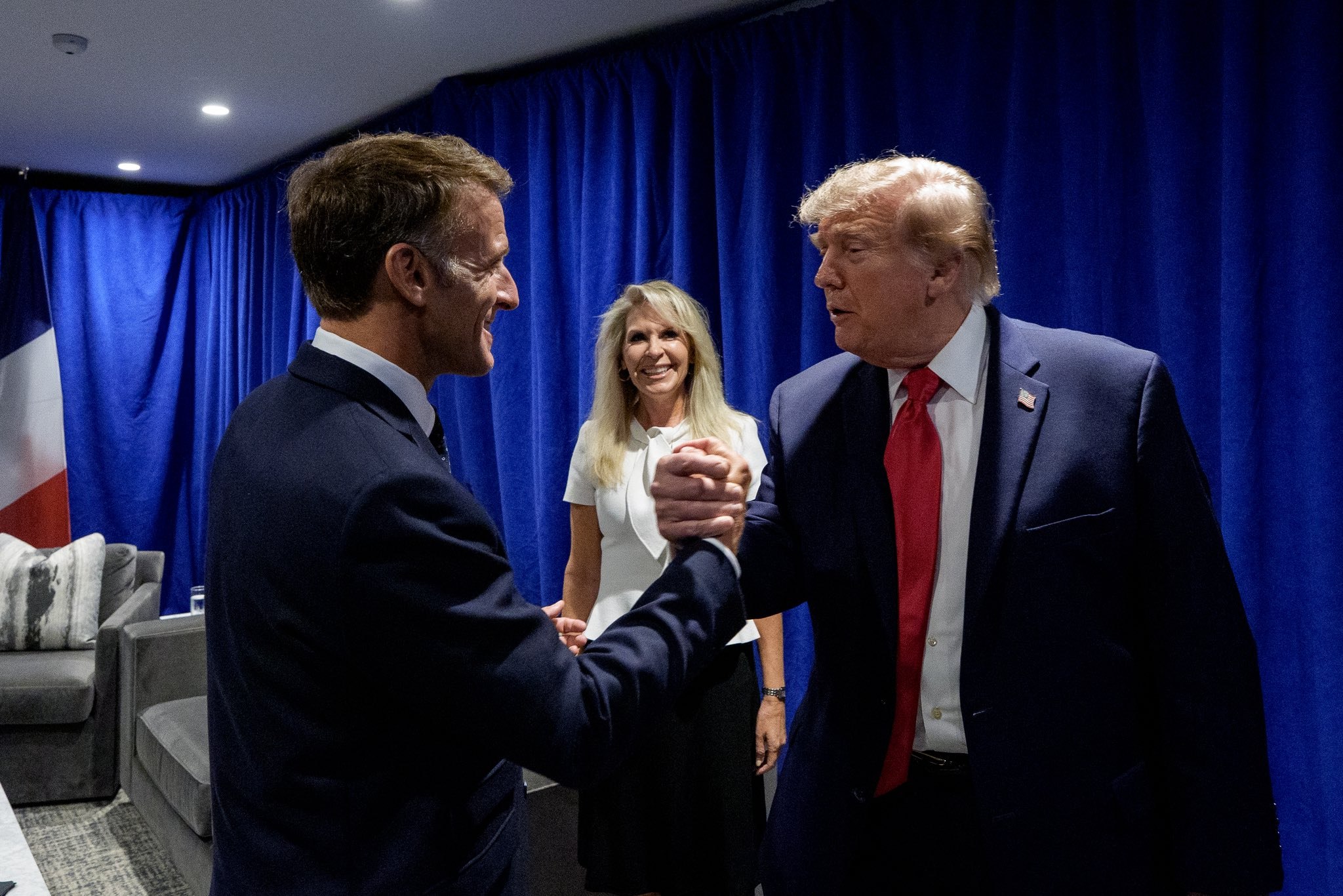 Trump și Macron au discutat despre Ucraina și securitatea din Marea Roșie, la New York. Macron: „A fost foarte constructiv” Trump și Macron au discutat despre Ucraina și securitatea din Marea Roșie, la New York. Macron: „A fost foarte constructiv”