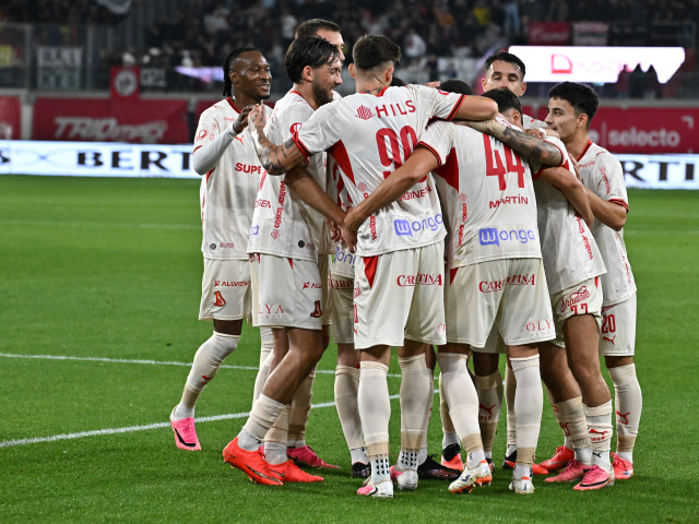 Video | Sepsi – Dinamo 0-2. ”Câinii” ajung la a patra victorie consecutivă și rămân lideri în SuperLigă!